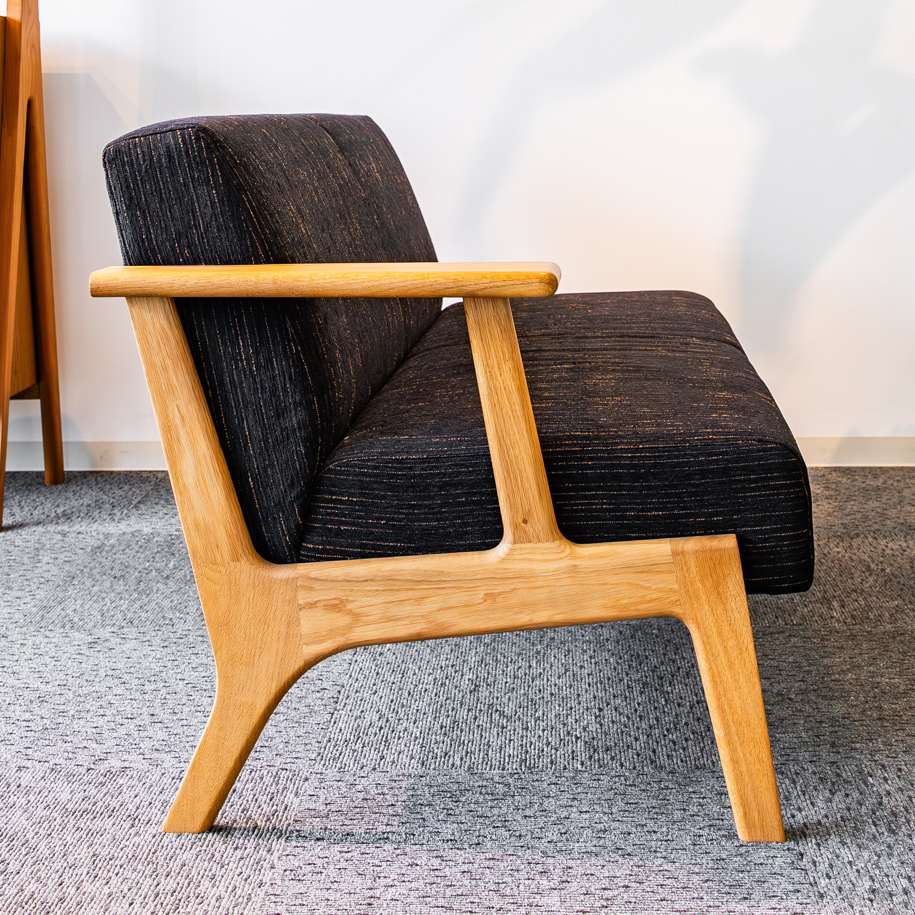 SICURO LD One Arm Chair 137
