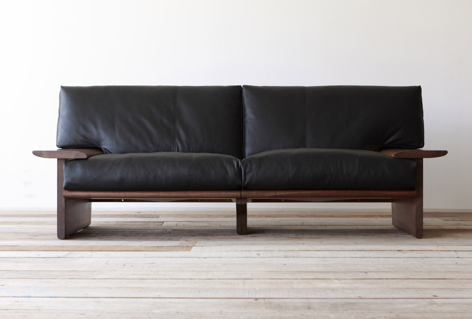 PIANURA Sofa 210