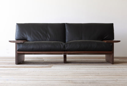 PIANURA Sofa 210